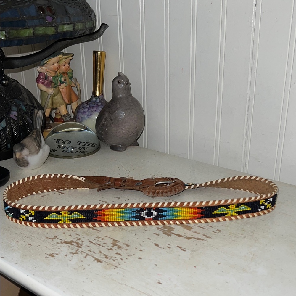 Stunning Native American leather beaded belt 31” - 34”